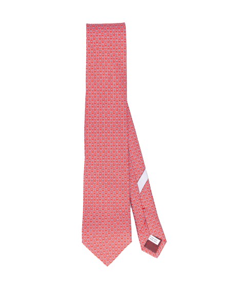 Shop SALVATORE FERRAGAMO  Tie: Salvatore Ferragamo Monogram silk tie.
An iconic pattern that runs through all the collections.
The contrasting stitch inside the silhouette adds a bright, rhythmic note, perfect for completing more formal outfits with style.
Width at the bottom: 8 CM.
Composition: 100% silk.
Made in Italy.. 350997 4 VIVA-774230